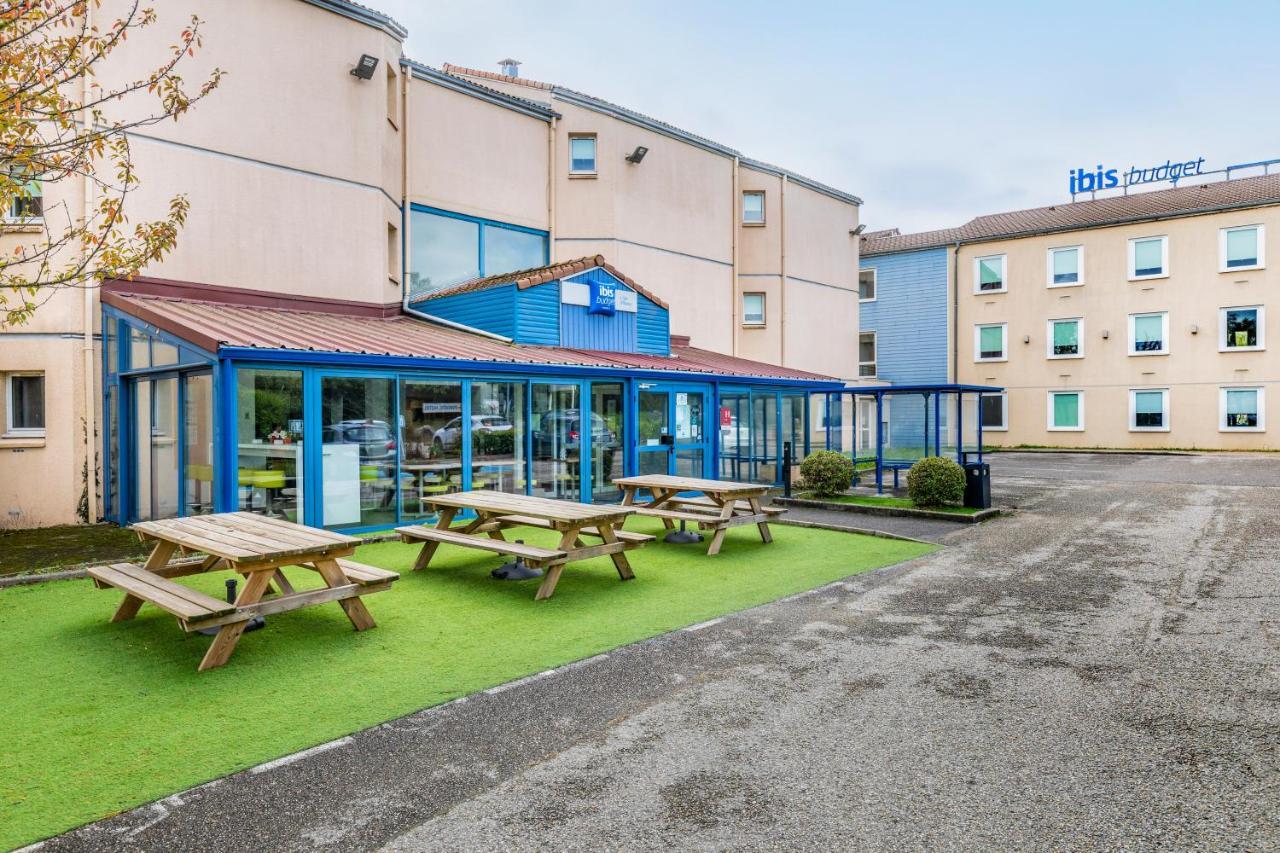 Hotel Ibis Budget Lyon Isle D'Abeau Saint-Quentin-Fallavier Exterior foto
