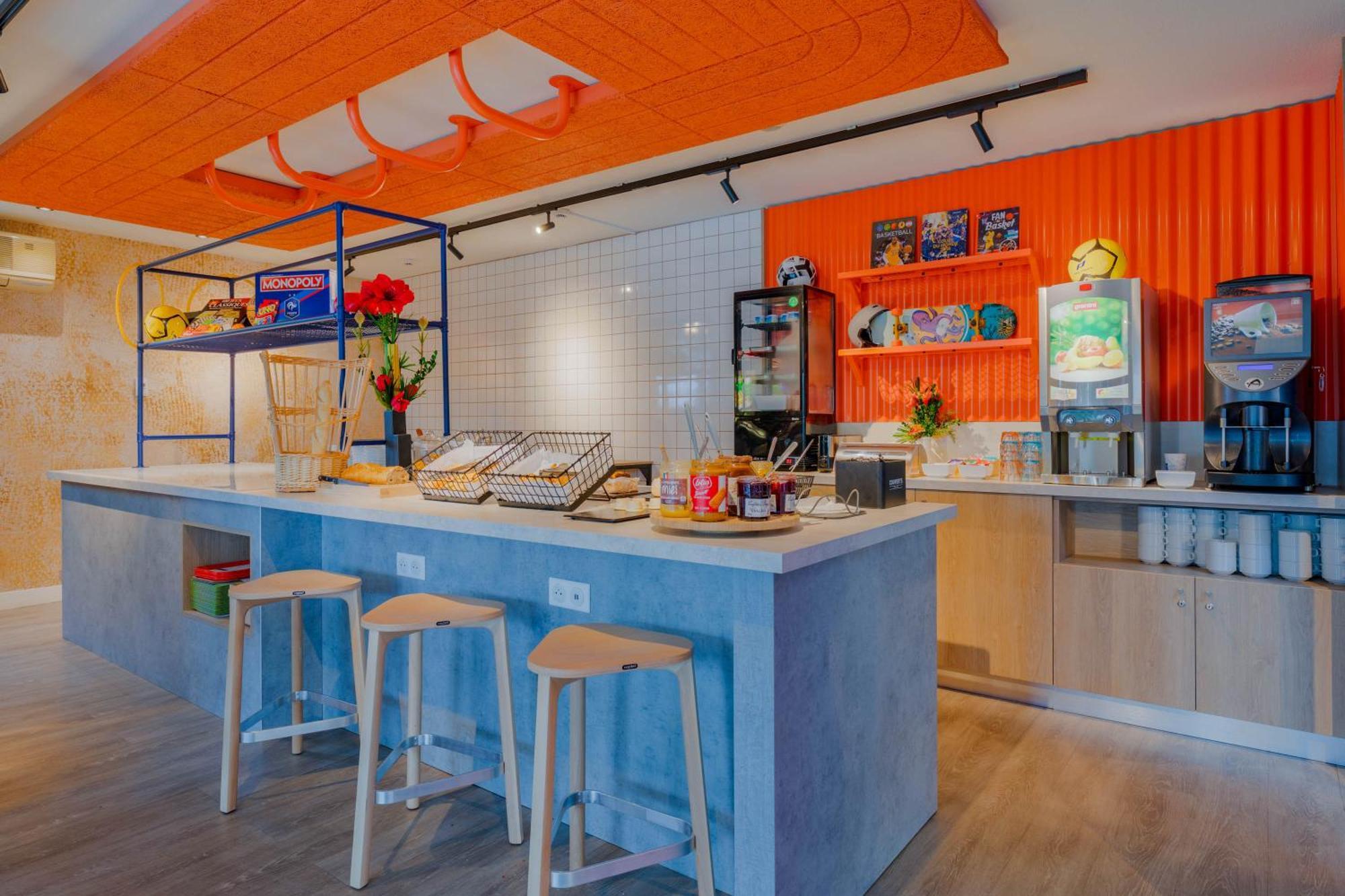 Hotel Ibis Budget Lyon Isle D'Abeau Saint-Quentin-Fallavier Exterior foto